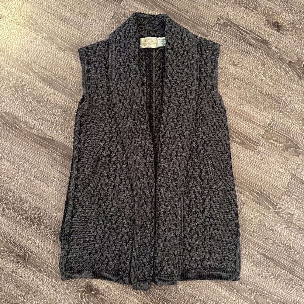 Aran Sweater Market Aran Trellis Sleeveless Merino Cardigan